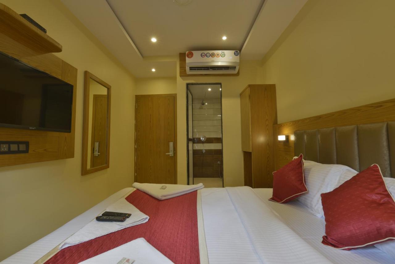 Hotel Residency Park Bombay Esterno foto