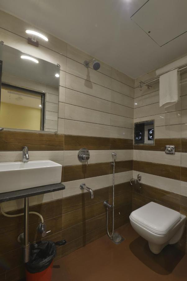 Hotel Residency Park Bombay Esterno foto