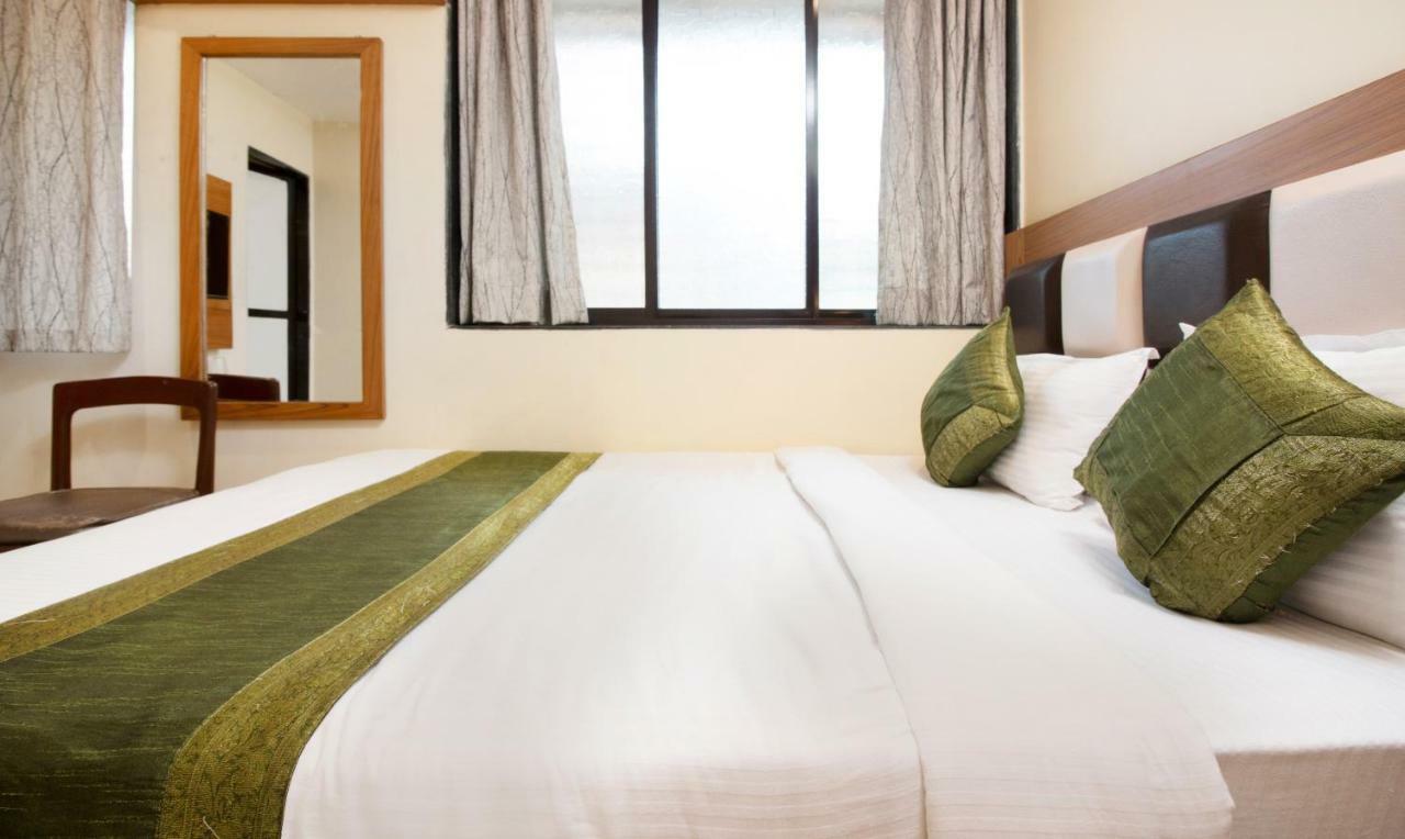 Hotel Residency Park Bombay Esterno foto