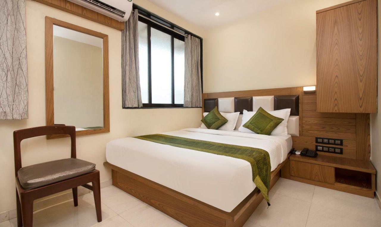 Hotel Residency Park Bombay Esterno foto