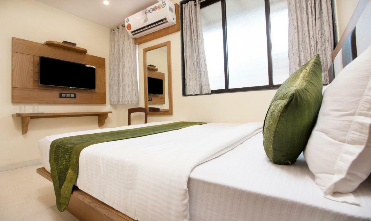 Hotel Residency Park Bombay Esterno foto